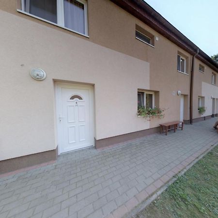 Strand Motel, Vigado Csarda Dombrad Экстерьер фото