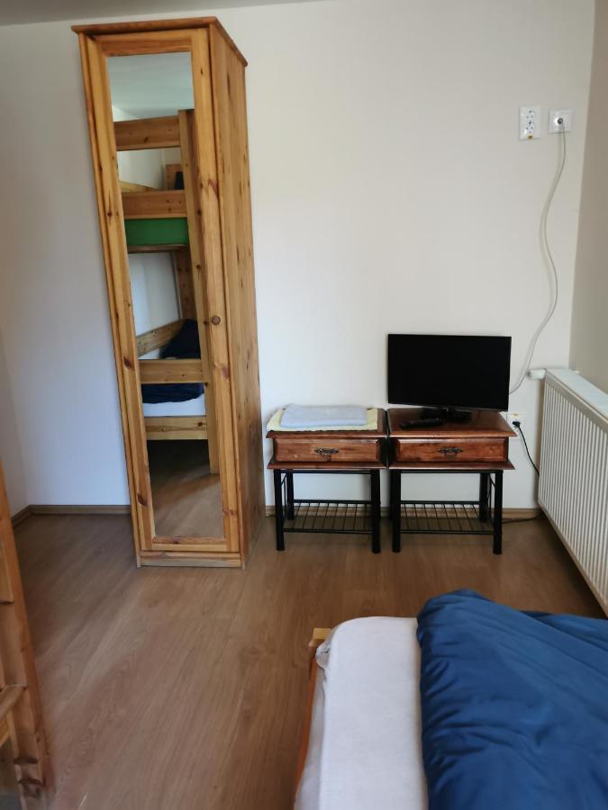 Strand Motel, Vigado Csarda Dombrad Экстерьер фото