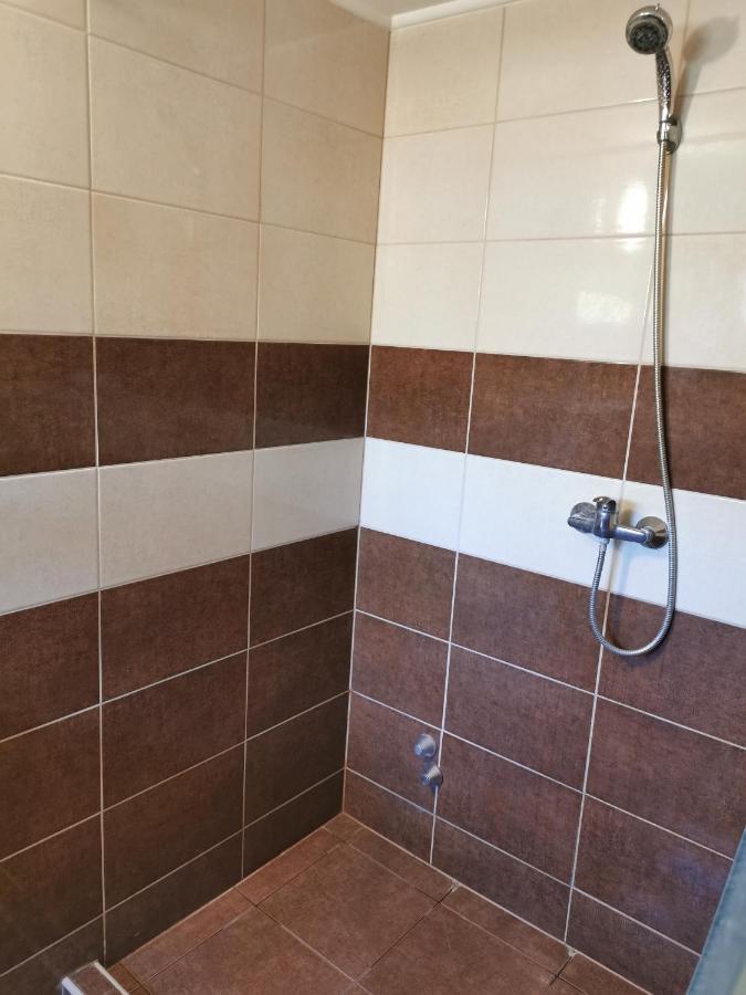Strand Motel, Vigado Csarda Dombrad Экстерьер фото